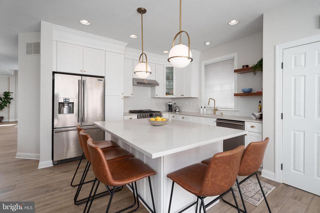 1251 PARK ST, Robbinsville, NJ 08691