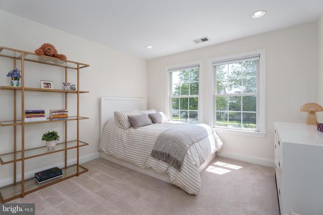1251 PARK ST, Robbinsville, NJ 08691