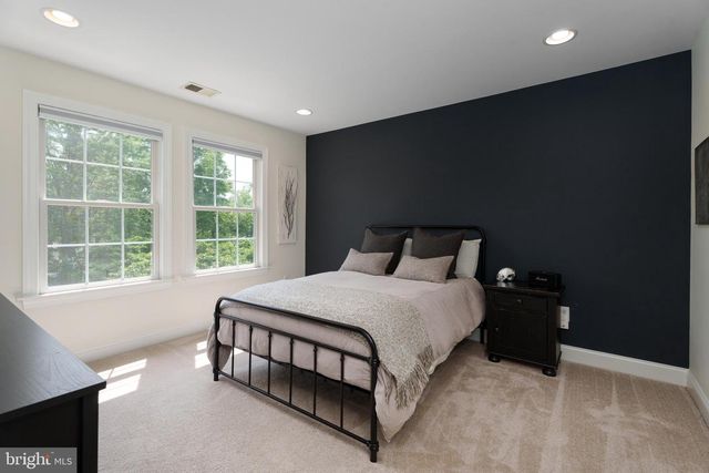 1251 PARK ST, Robbinsville, NJ 08691