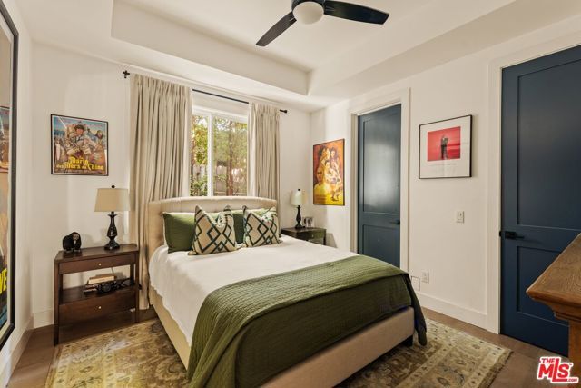 4538 Camellia Avenue, Los Angeles, CA 91602