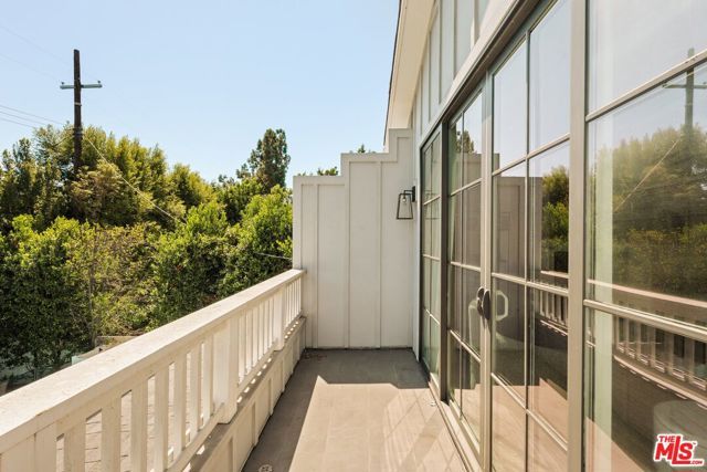 4538 Camellia Avenue, Los Angeles, CA 91602