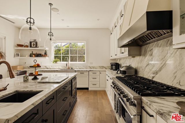 4538 Camellia Avenue, Los Angeles, CA 91602