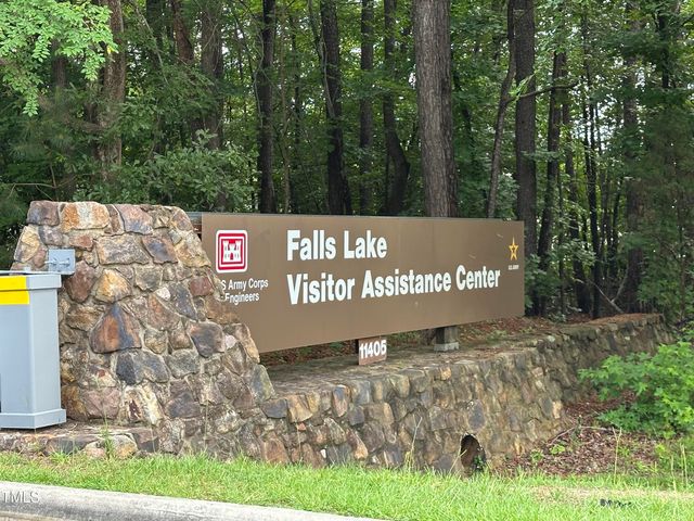 2111 Piney Brook Road 101, Raleigh, NC 27614