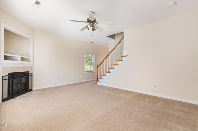 2111 Piney Brook Road 101, Raleigh, NC 27614