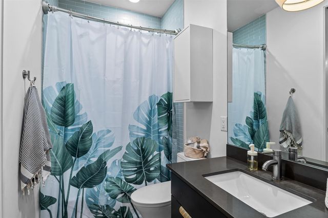 5704 Driftwood DR, Austin, TX 78731