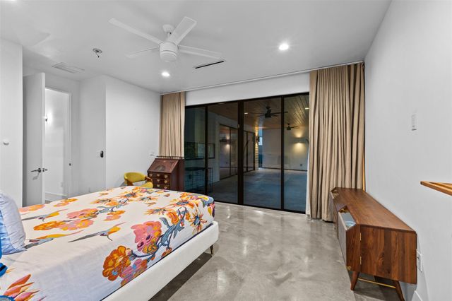 5704 Driftwood DR, Austin, TX 78731