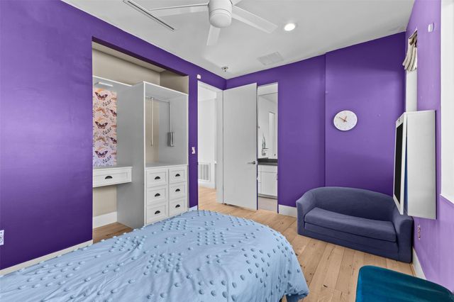 5704 Driftwood DR, Austin, TX 78731