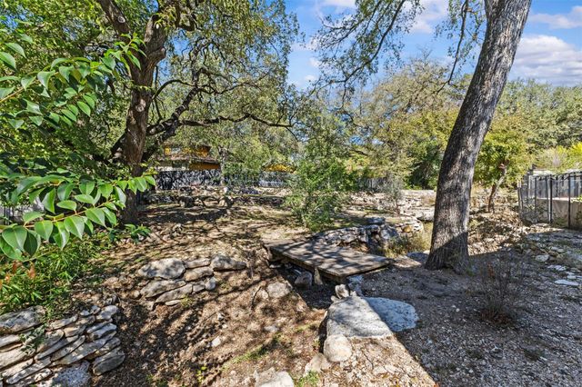 5704 Driftwood DR, Austin, TX 78731