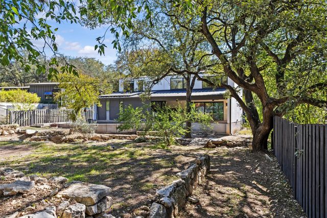 5704 Driftwood DR, Austin, TX 78731