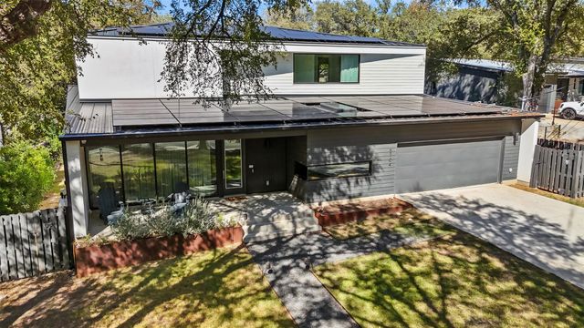 5704 Driftwood DR, Austin, TX 78731