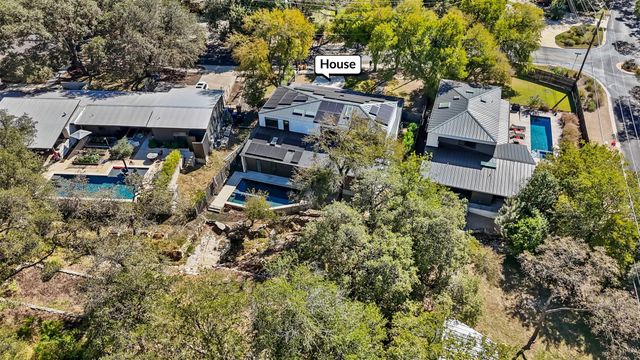 5704 Driftwood DR, Austin, TX 78731