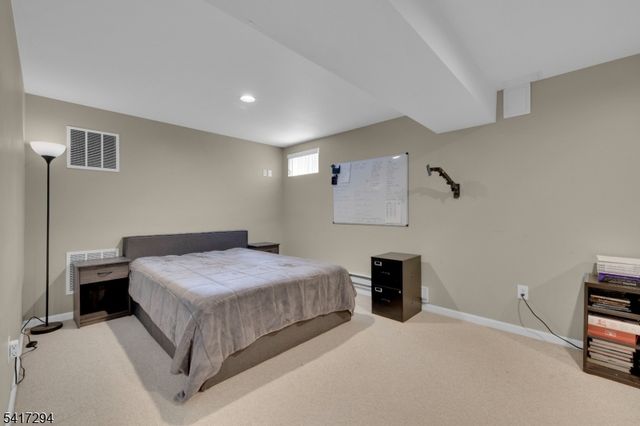 23 Musky Ridge Dr, Hackettstown Town, NJ 07840