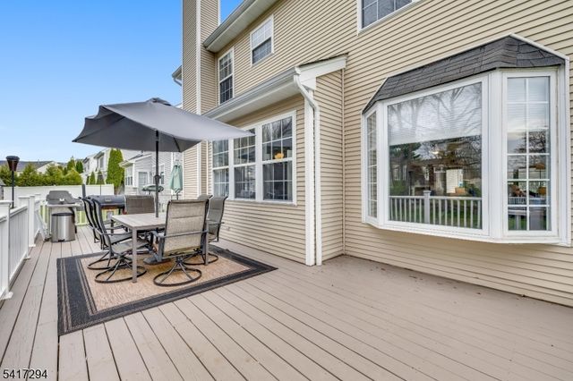 23 Musky Ridge Dr, Hackettstown Town, NJ 07840