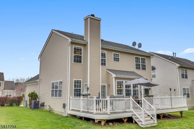 23 Musky Ridge Dr, Hackettstown Town, NJ 07840