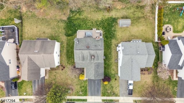 23 Musky Ridge Dr, Hackettstown Town, NJ 07840