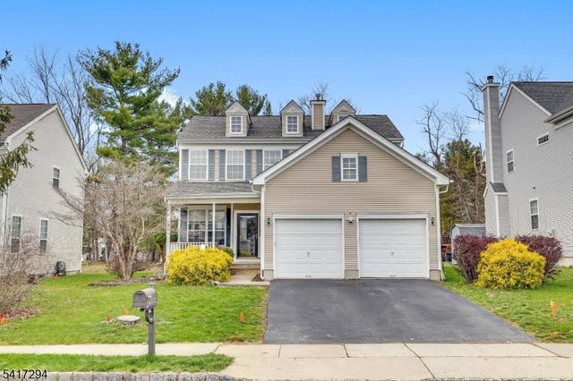 23 Musky Ridge Dr, Hackettstown Town, NJ 07840