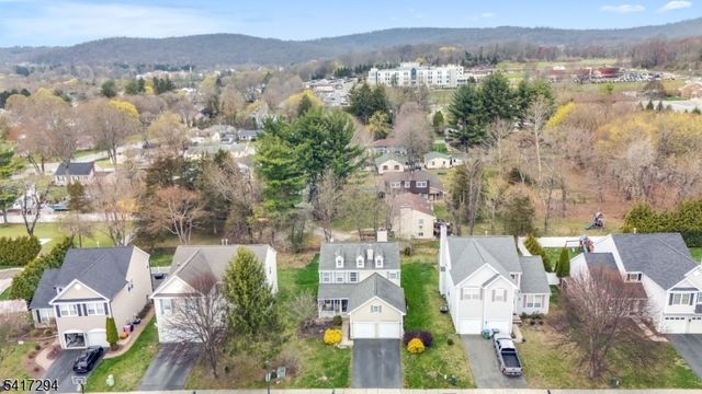 23 Musky Ridge Dr, Hackettstown Town, NJ 07840