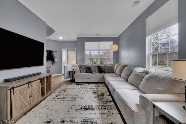 23 Musky Ridge Dr, Hackettstown Town, NJ 07840