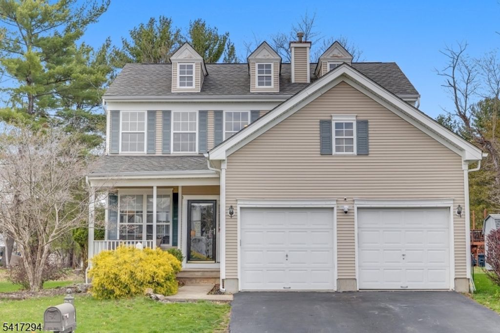 23 Musky Ridge Dr, Hackettstown Town, NJ 07840