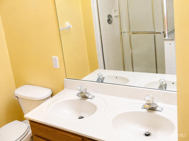 727 Lucy Court, South Plainfield, NJ 07080