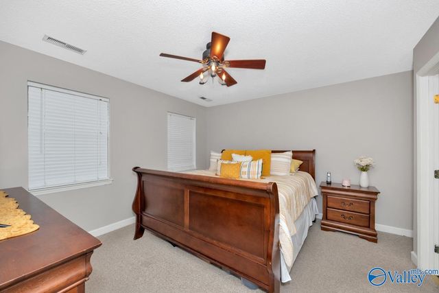 106 Pine Cone Drive, Toney, AL 35773