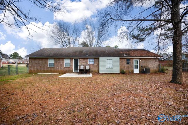 106 Pine Cone Drive, Toney, AL 35773