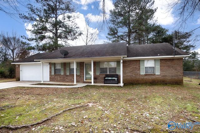 106 Pine Cone Drive, Toney, AL 35773