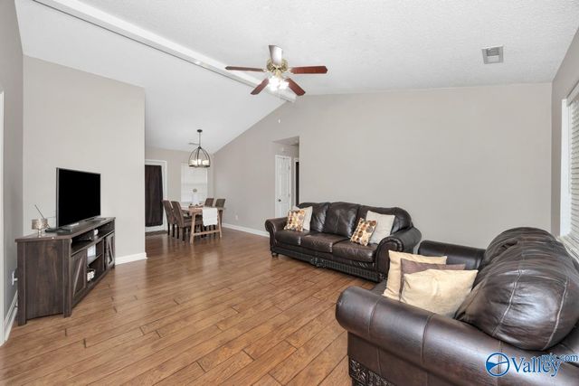 106 Pine Cone Drive, Toney, AL 35773