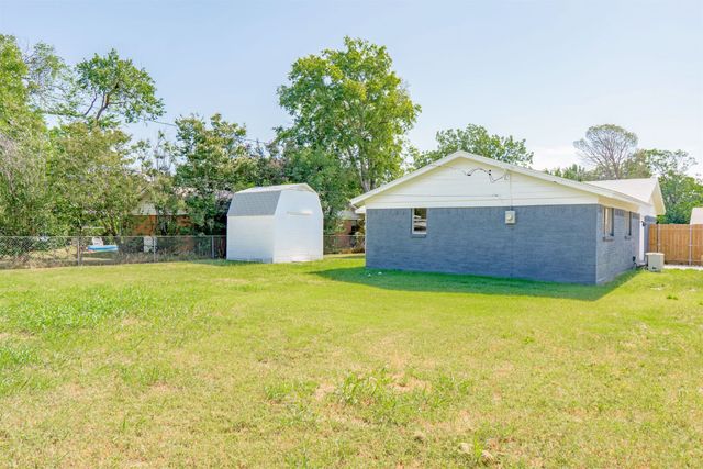 2717 Birch Park Drive, Richland Hills, TX 76118