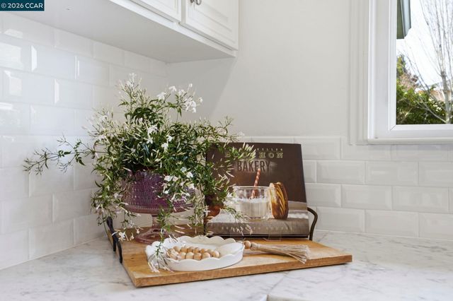 152 Walford Dr, Moraga, CA 94556