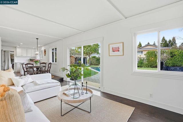 152 Walford Dr, Moraga, CA 94556