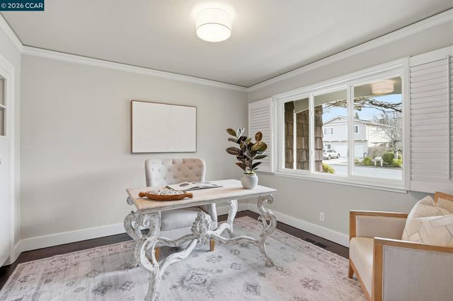 152 Walford Dr, Moraga, CA 94556