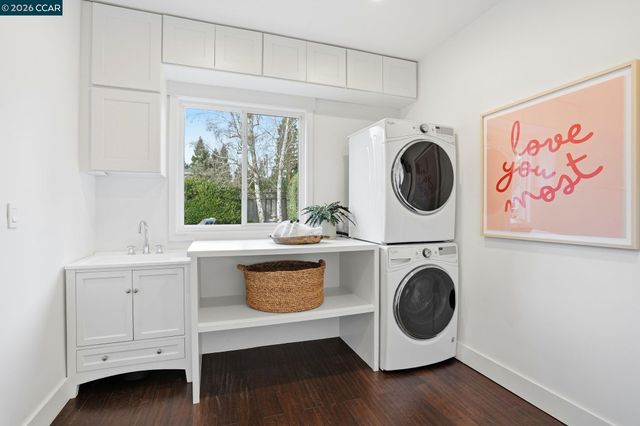 152 Walford Dr, Moraga, CA 94556