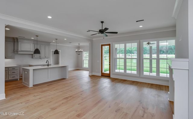 124 Grayson Way, Madison, MS 39110