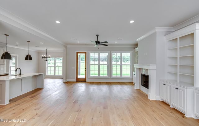 124 Grayson Way, Madison, MS 39110