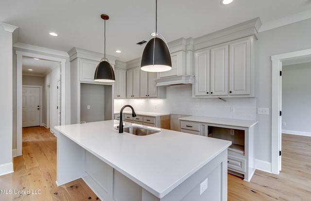 124 Grayson Way, Madison, MS 39110