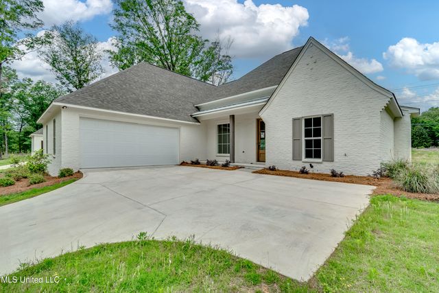 124 Grayson Way, Madison, MS 39110