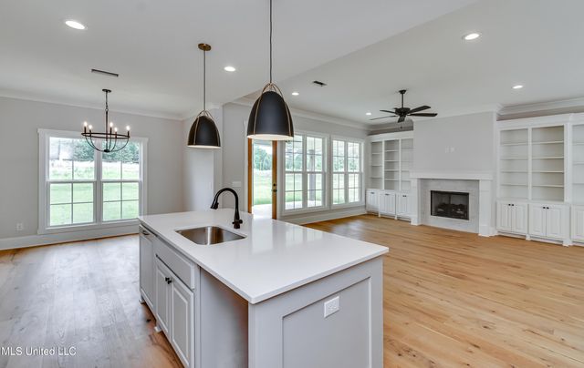 124 Grayson Way, Madison, MS 39110