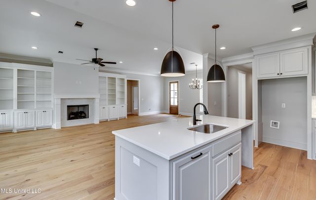 124 Grayson Way, Madison, MS 39110