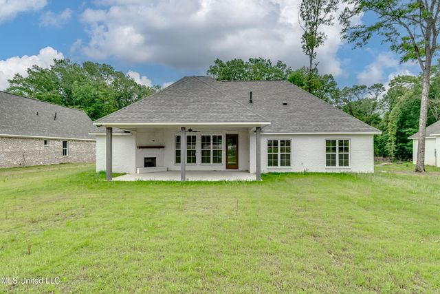 124 Grayson Way, Madison, MS 39110