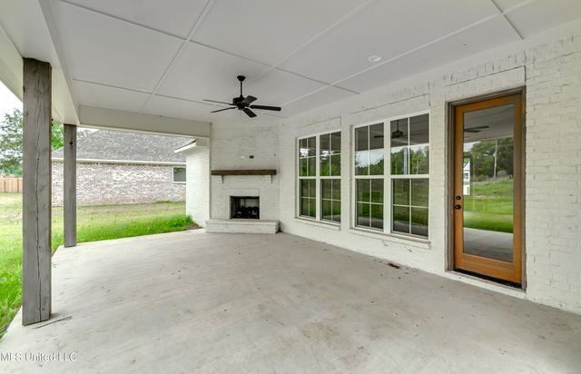 124 Grayson Way, Madison, MS 39110