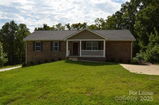 132 Springfield Road, Statesville, NC 28625