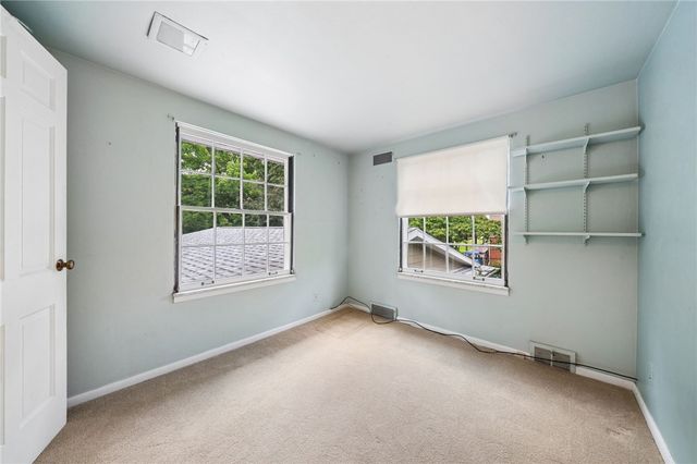 260 CHERRY LANE, North Huntingdon, PA 15642