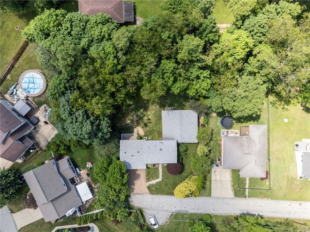 260 CHERRY LANE, North Huntingdon, PA 15642