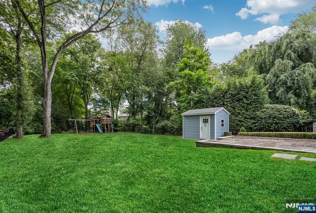 200 Katherine Road, Ridgewood, NJ 07450