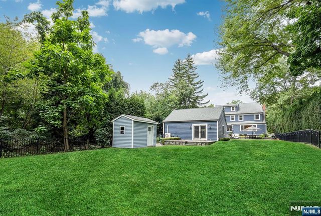 200 Katherine Road, Ridgewood, NJ 07450