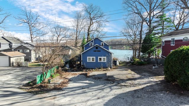 1210 Edgewater Beach Road, Valparaiso, IN 46383