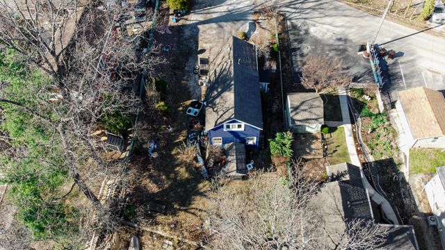 1210 Edgewater Beach Road, Valparaiso, IN 46383