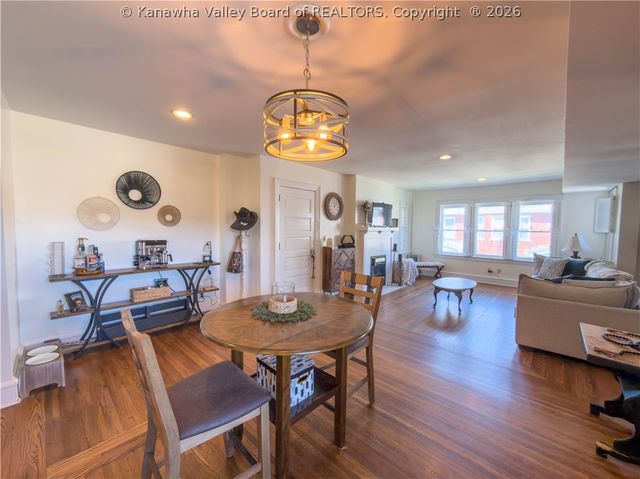 1313 Lee Street E 221, Charleston, WV 25301