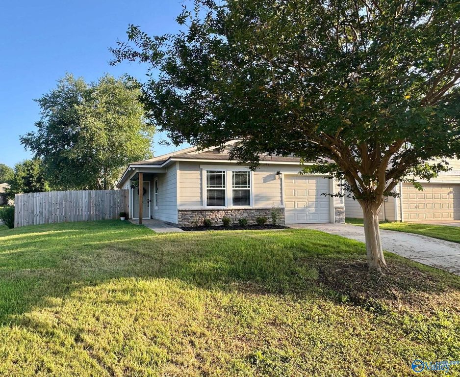 28206 Kawana Court, Harvest, AL 35749